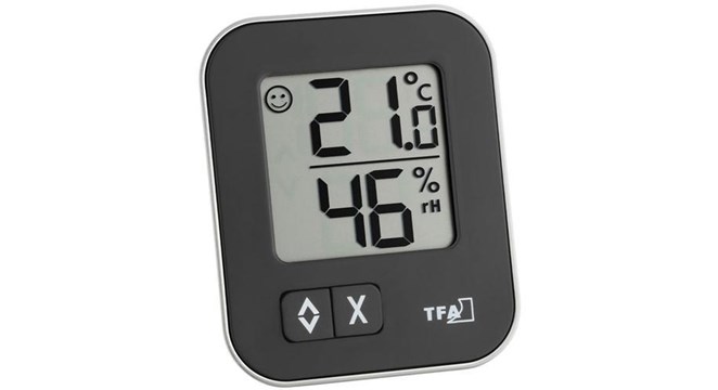 /atlantis-media/images/products/TFA Thermo-Hygrometer MOXX Zwart